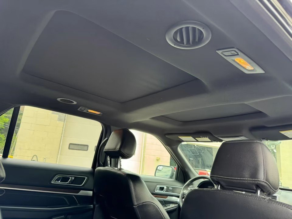 Used 2017 Ford Explorer Limited AWD/4WD image 23