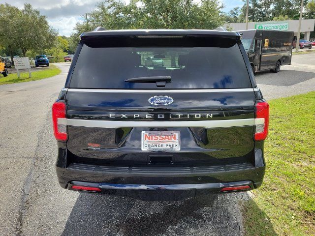 Used 2023 Ford Expedition Max XLT AWD/4WD image 7