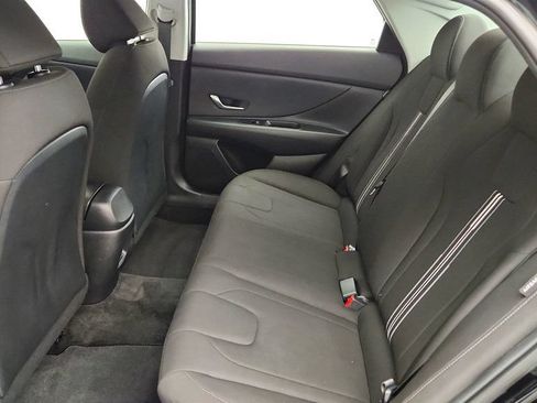 Used 2024 Hyundai Elantra SEL FWD image 20