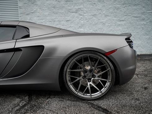 Used 2013 McLaren MP4-12C Spider image 12