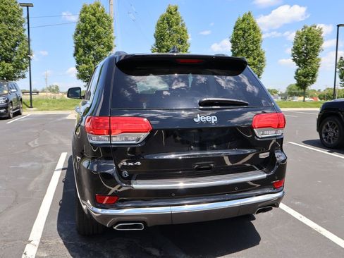 Used 2018 Jeep Grand Cherokee Summit AWD/4WD image 14