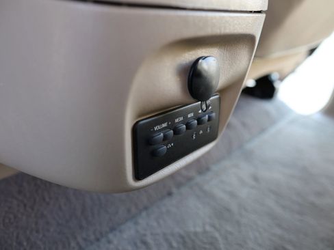 Used 2001 Ford Excursion Limited image 30
