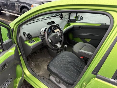 Used 2014 Chevrolet Spark LT image 6