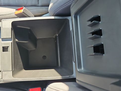 Certified 2024 Nissan Frontier SV AWD/4WD image 27