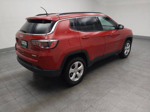 Used 2018 Jeep Compass Latitude w/ Popular Equipment Group AWD/4WD image 10