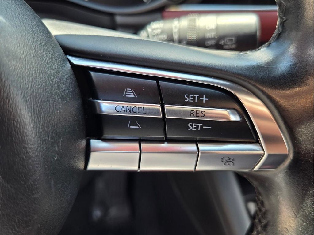 Used 2021 MAZDA MAZDA3 s FWD image 29