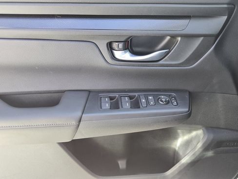Certified 2025 Honda CR-V LX image 25