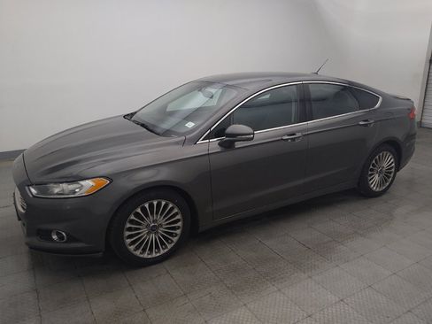 Used 2016 Ford Fusion Titanium AWD/4WD image 2