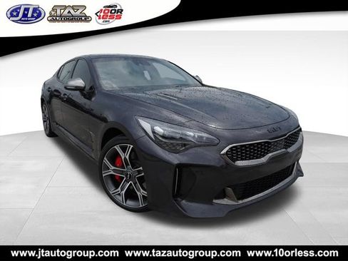 Used 2020 Kia Stinger GT1 RWD image 1
