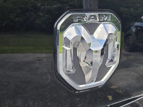 Used 2024 RAM 1500 Big Horn RWD image 15