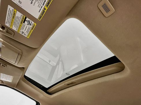 Used 2016 Ford F250 Lariat w/ Lariat Ultimate Package AWD/4WD image 22