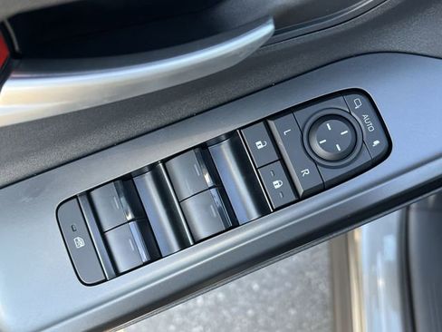 New 2026 Subaru Solterra Premium w/ Premium Convenience Package image 25