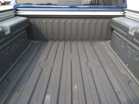 Used 2023 Nissan Titan Platinum Reserve w/ Moonroof Package image 8