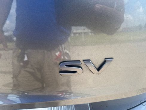 Used 2024 Nissan Rogue SV FWD image 10