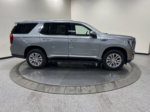 Used 2025 GMC Yukon Denali image 4
