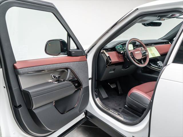 New 2026 Land Rover Range Rover Sport Dynamic SE AWD/4WD image 25
