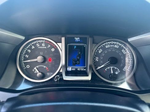 Used 2023 Toyota Tacoma Limited AWD/4WD image 18
