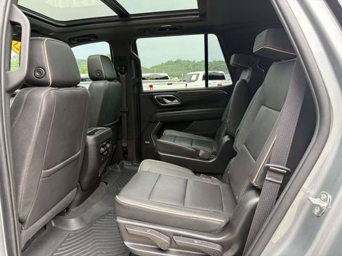 Used 2023 Chevrolet Tahoe Premier AWD/4WD image 3