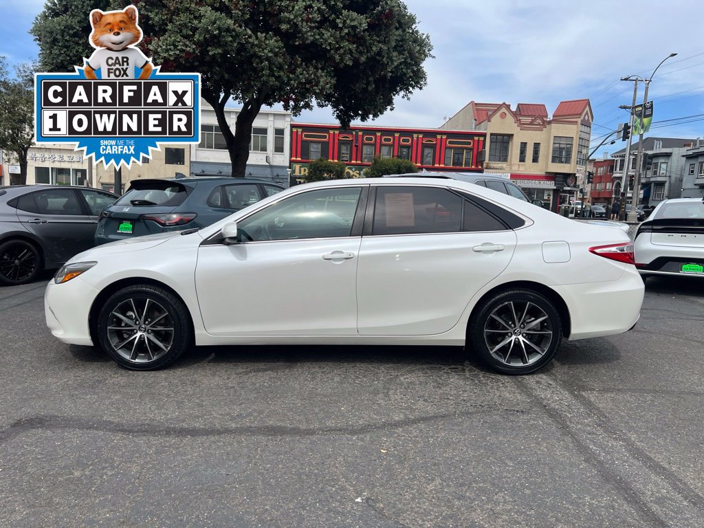 Certified 2016 Toyota Camry XSE FWD image 2