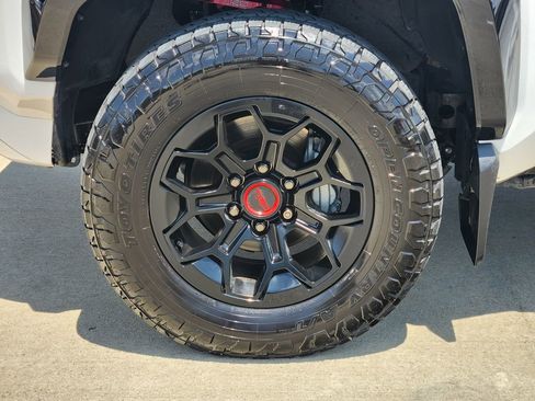 Used 2025 Toyota 4Runner TRD Pro AWD/4WD image 10