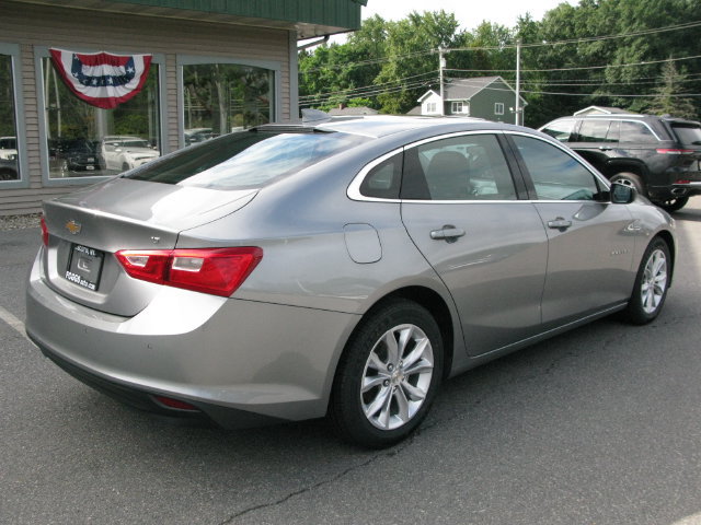 Used 2024 Chevrolet Malibu LT FWD image 4