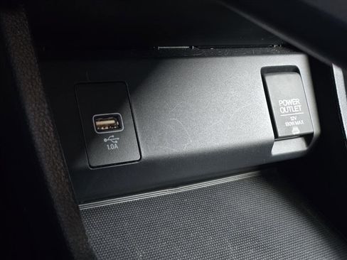 Used 2021 Honda HR-V LX image 16