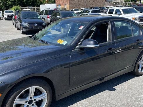Used 2015 BMW 328i xDrive Sedan AWD/4WD image 2