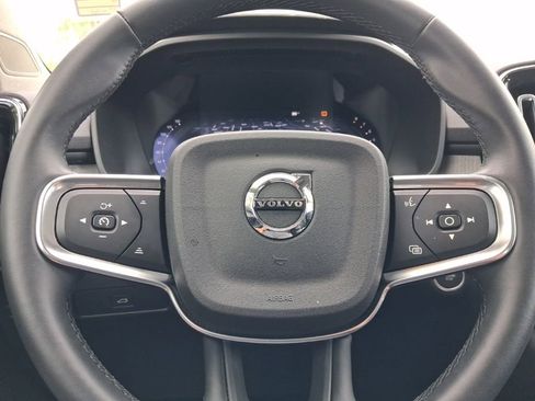 Used 2026 Volvo XC40 B5 Plus AWD/4WD image 30