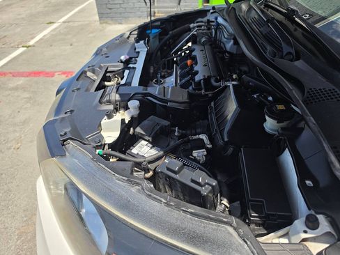 Used 2016 Honda HR-V EX-L image 54