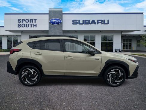 New 2026 Subaru Crosstrek 2.5i Limited w/ Crosstrek Mirror Package image 2