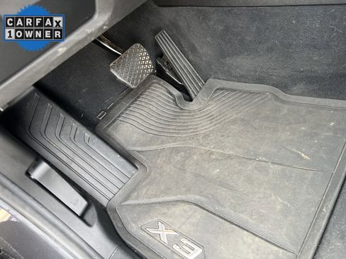 Used 2018 BMW X3 xDrive30i w/ Premium Package image 17