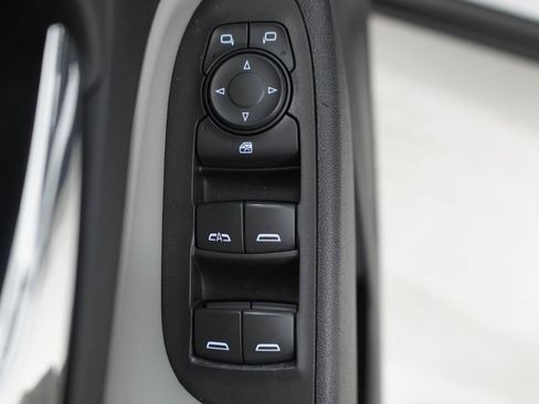 Used 2023 Chevrolet Equinox LS w/ Driver Confidence II Package FWD image 21
