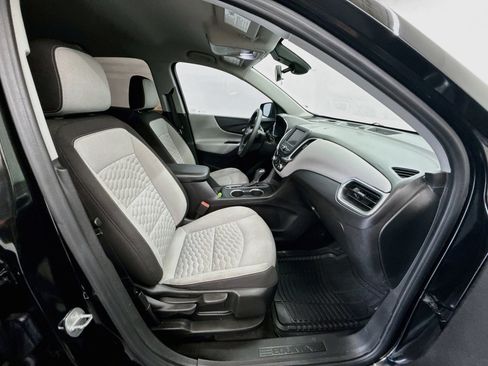 Used 2020 Chevrolet Equinox LS FWD image 29