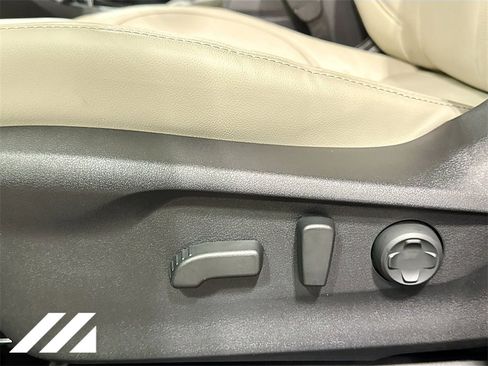 New 2025 Subaru Ascent Limited w/ Popular Package #2 image 21