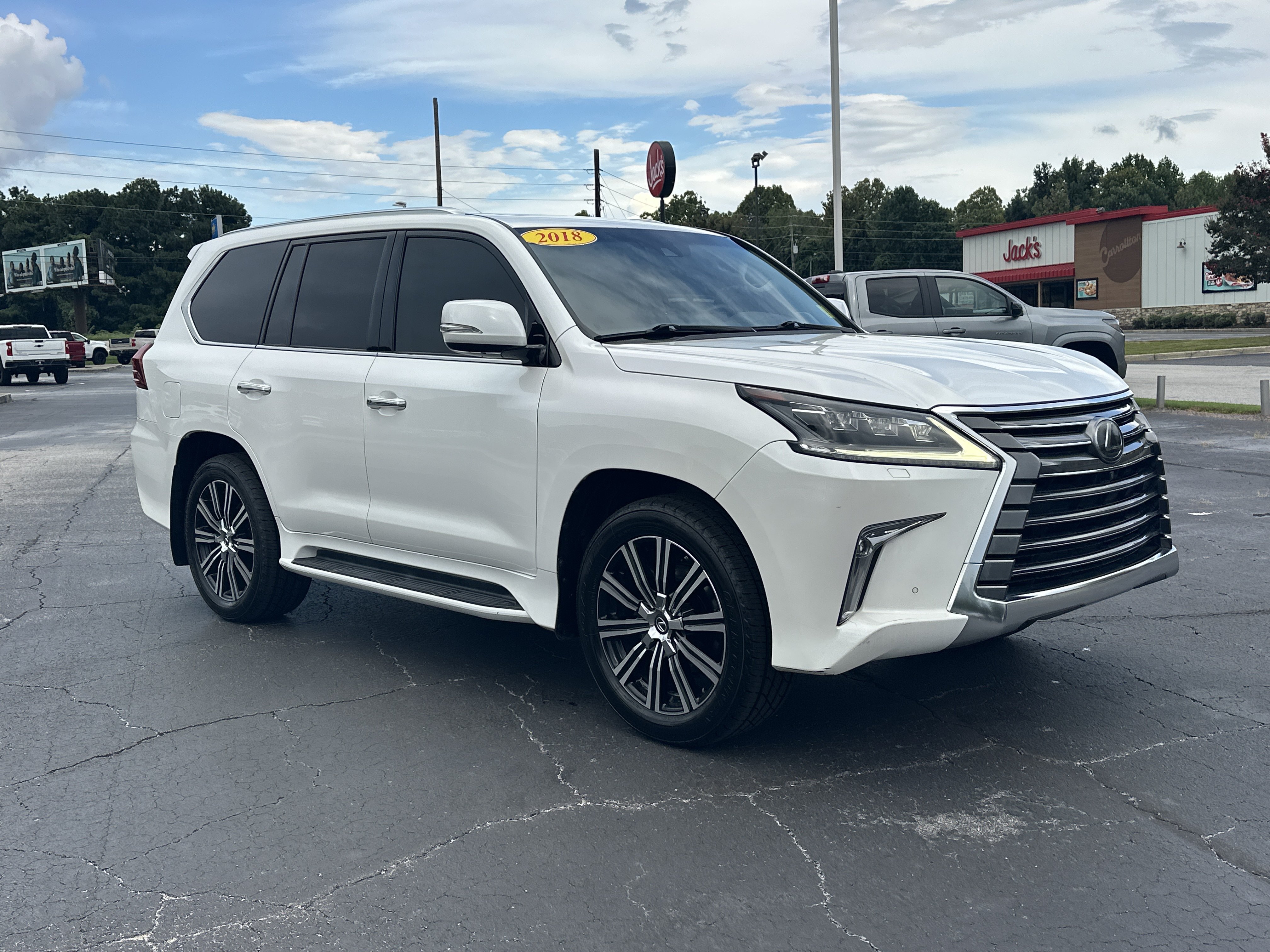 Used 2018 Lexus LX 570 4WD w/ Luxury Package image 2