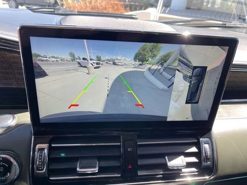 Used 2023 Lincoln Navigator Black Label AWD/4WD image 10