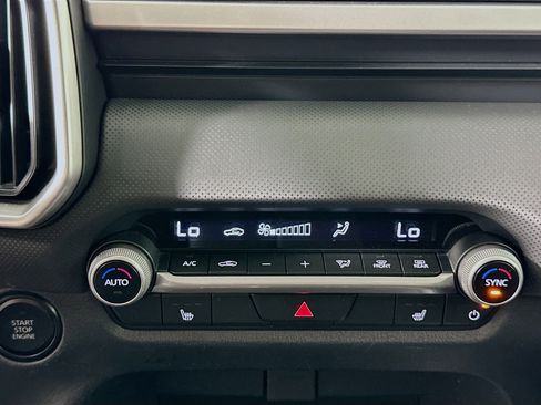 Used 2025 MAZDA CX-50 AWD 2.5 S w/ Premium Package image 23