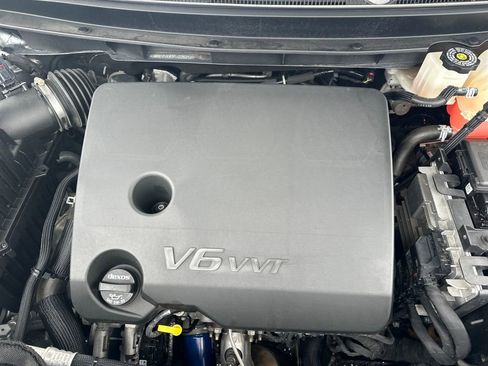 Certified 2023 Chevrolet Traverse RS w/ LPO, Floor Liner Package image 38