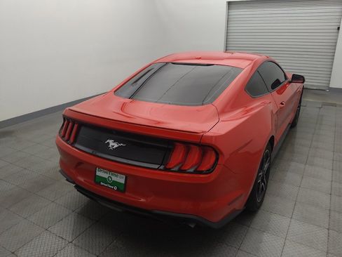 Used 2019 Ford Mustang Premium RWD image 7