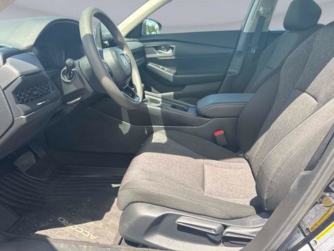 Used 2024 Honda Accord LX image 18