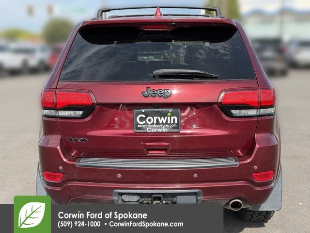 Used 2019 Jeep Grand Cherokee Altitude AWD/4WD image 16