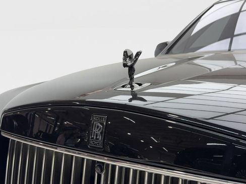 Used 2025 Rolls-Royce Cullinan Black Badge AWD/4WD image 6
