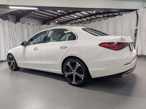 Used 2025 Mercedes-Benz C 300 Sedan image 4