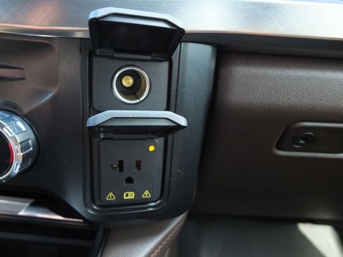 Used 2025 Ford F250 King Ranch image 30