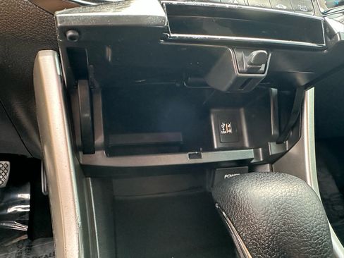 Used 2017 Honda Accord LX image 41