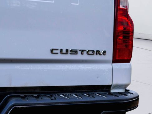 Used 2024 Chevrolet Silverado 2500 Custom w/ Custom Convenience Package AWD/4WD image 9