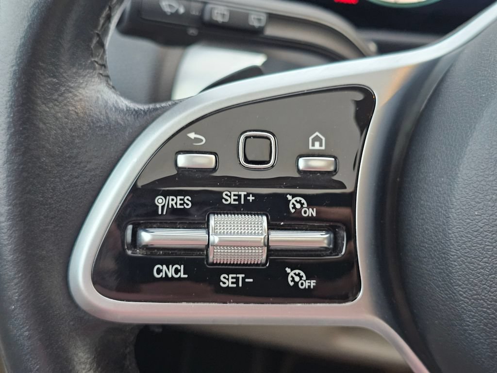 Used 2021 Mercedes-Benz GLB 250 4MATIC image 28