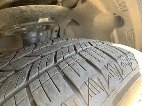 Used 2025 Lexus RX 350 Premium w/ Accessory Package (Z1) image 12