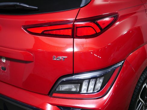 Used 2022 Hyundai Kona N Line w/ Tech Package FWD image 17
