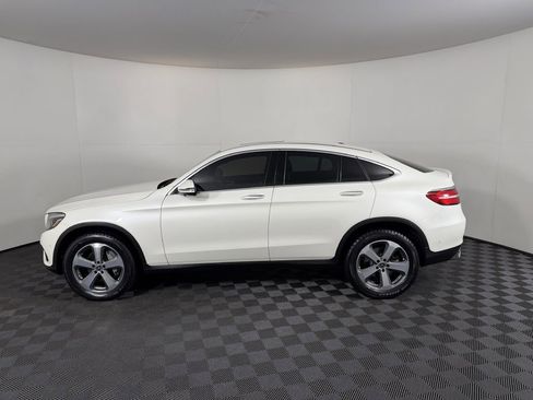 Used 2018 Mercedes-Benz GLC 300 4MATIC Coupe image 11